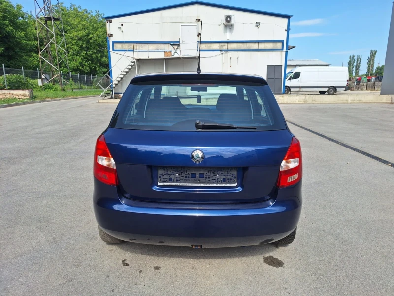 Skoda Fabia 1, 6i ОТЛИЧНА, снимка 3 - Автомобили и джипове - 49963288