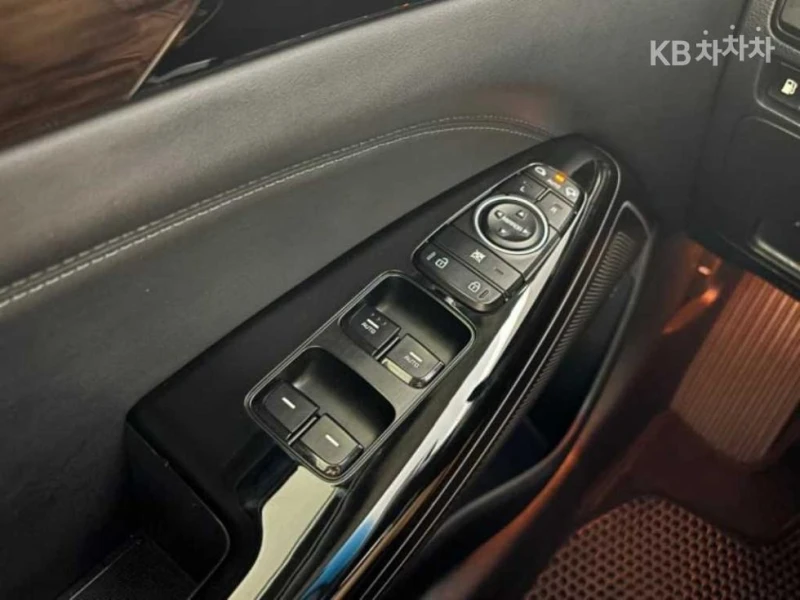 Kia K7 Hybrid Noblesse Basic Type, снимка 13 - Автомобили и джипове - 51523996