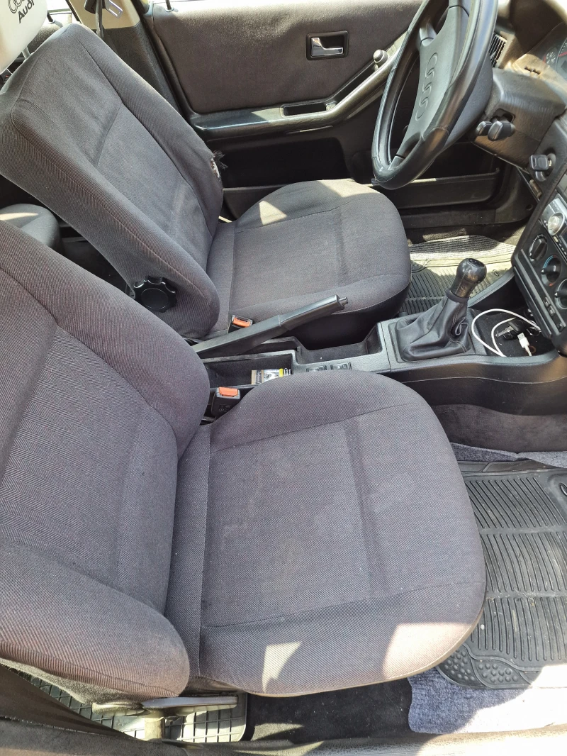 Audi 80 1.8, снимка 11 - Автомобили и джипове - 52348001