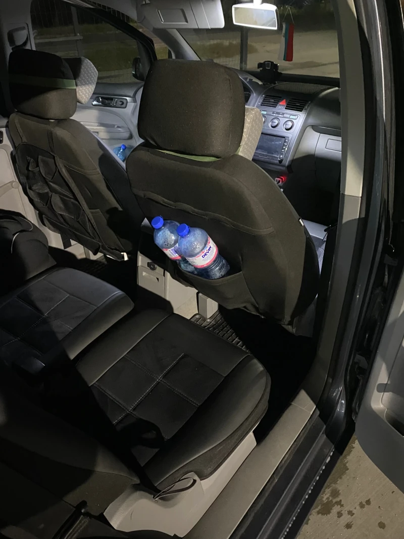 VW Touran 1.9 105 коня, снимка 10 - Автомобили и джипове - 52225213