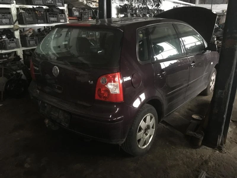 VW Polo, снимка 3 - Автомобили и джипове - 31711899