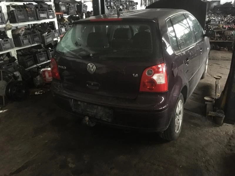 VW Polo, снимка 2 - Автомобили и джипове - 31711899