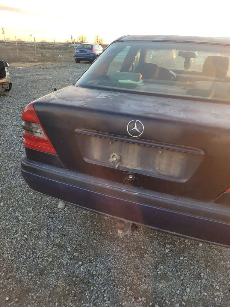 Mercedes-Benz C 180 W202 C180 само.на части, снимка 8 - Автомобили и джипове - 47353017