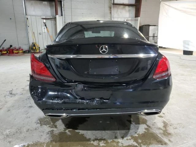 Mercedes-Benz C 300, снимка 5 - Автомобили и джипове - 48809295