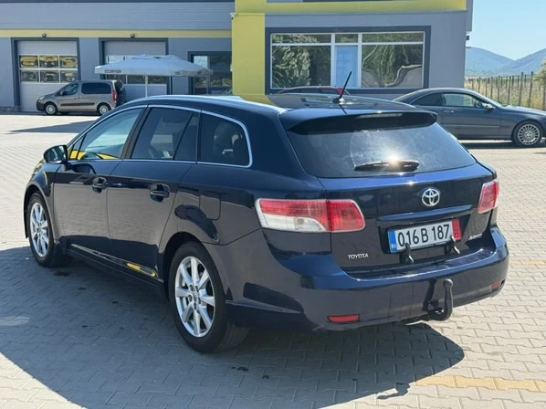 Toyota Avensis 2.0 D4D - изображение 3