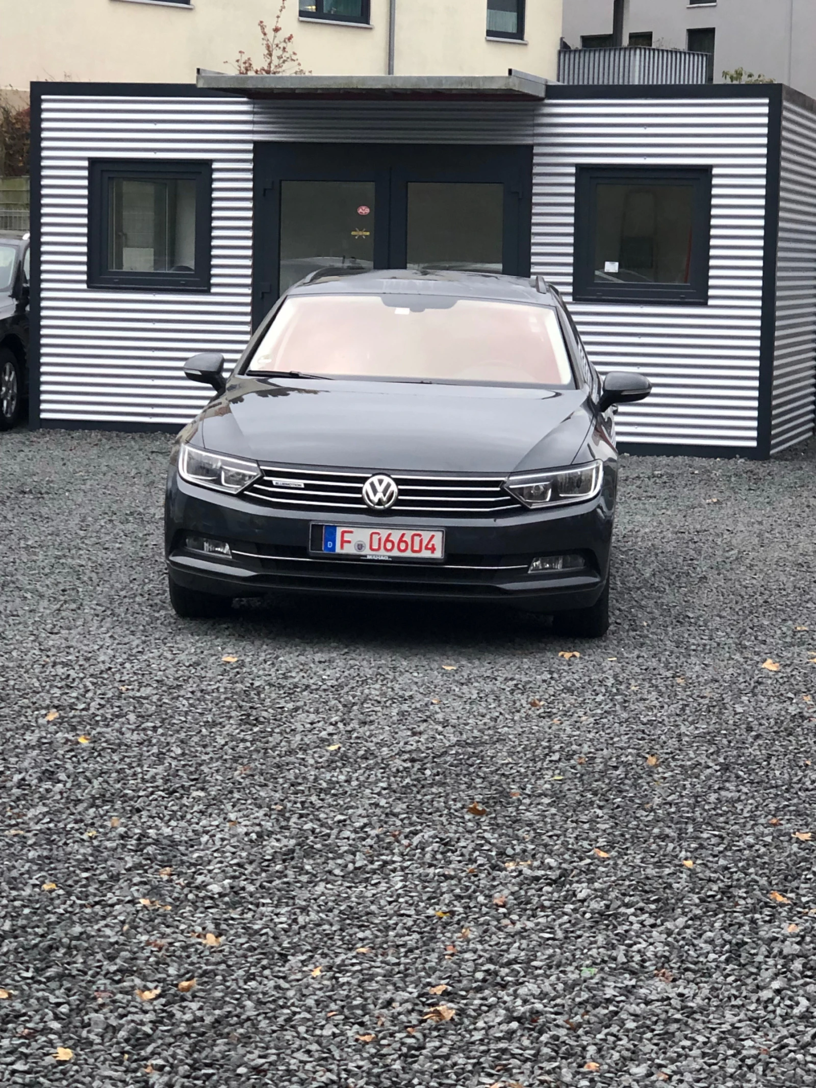 VW Passat B8 - изображение 2