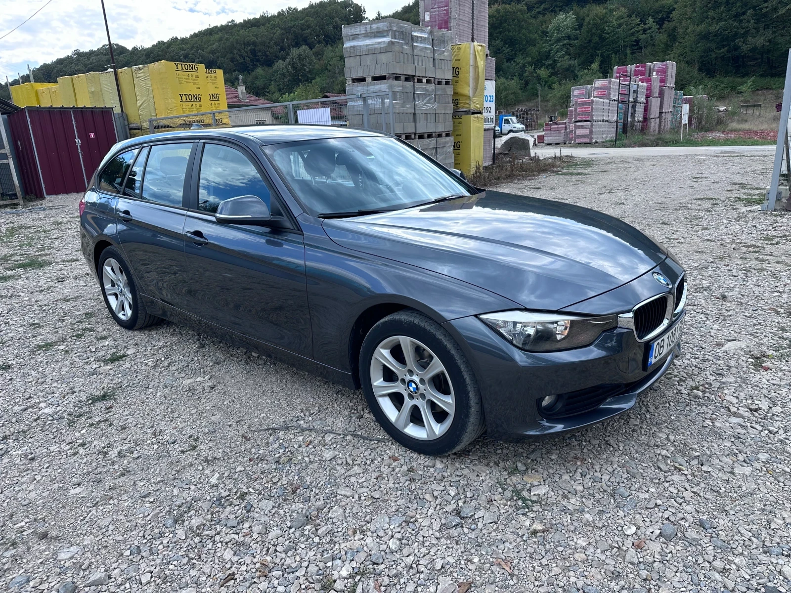 BMW 320 xDrive 184к.с. - изображение 3