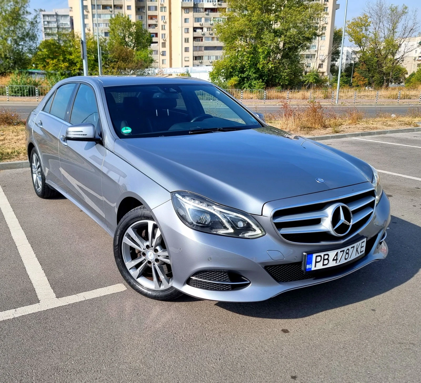 Mercedes-Benz E 250 Бензин, Германия, Пълна Сервизна История - изображение 3