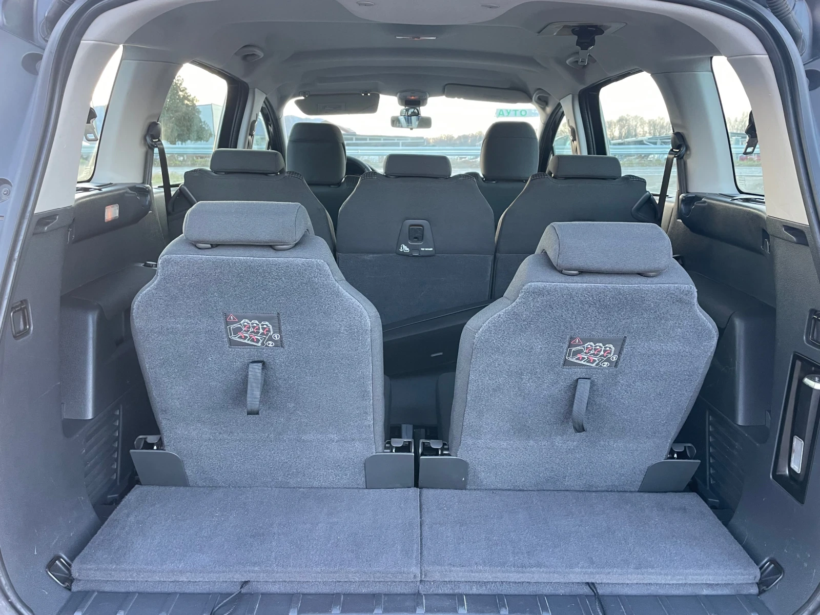 Peugeot 5008 1.6e-HDI-114-7m-ITALIA | Mobile.bg — изображение 11