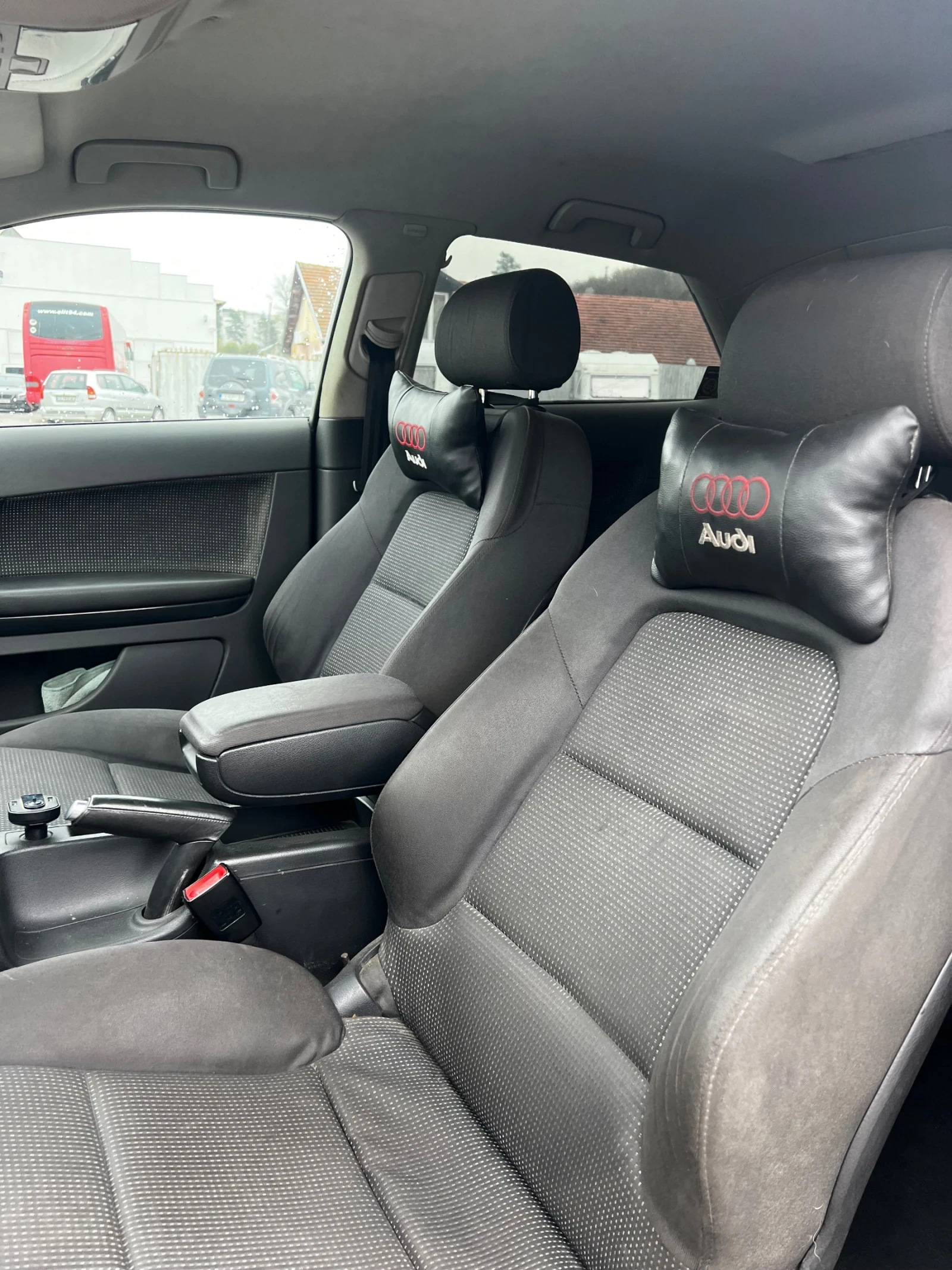 Audi A3 1.9 TDI 105 к.с - изображение 8