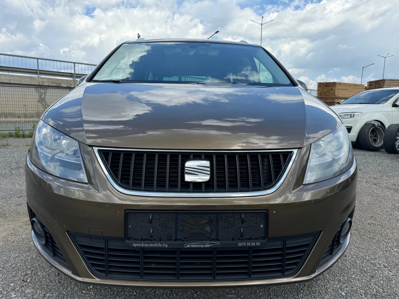 Seat Alhambra 2.0TDI Автомат Панорама Навигация - изображение 2