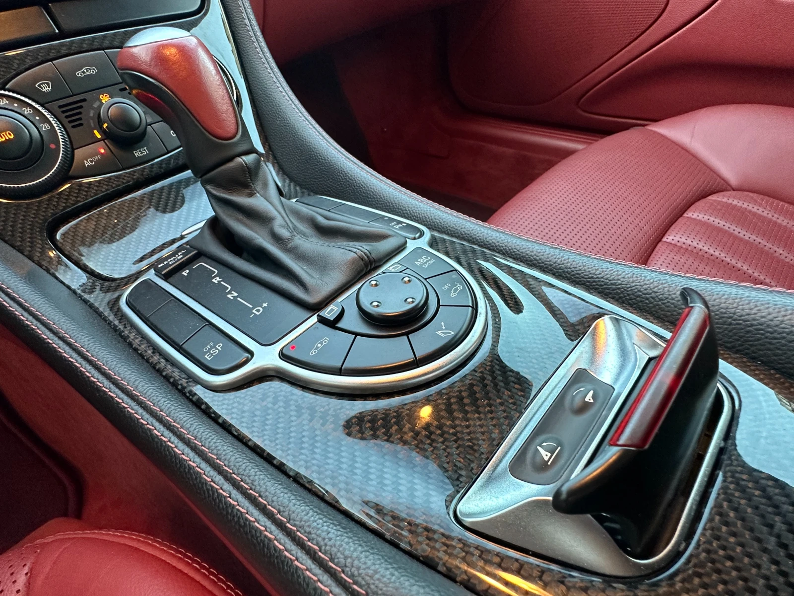 Mercedes-Benz SL 55 AMG  - изображение 9