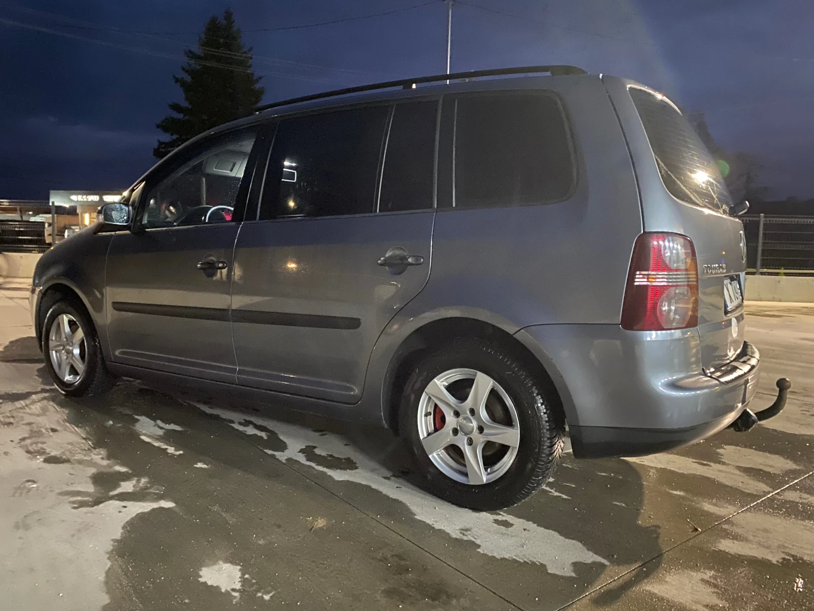 VW Touran 1.9 105  | Mobile.bg   12