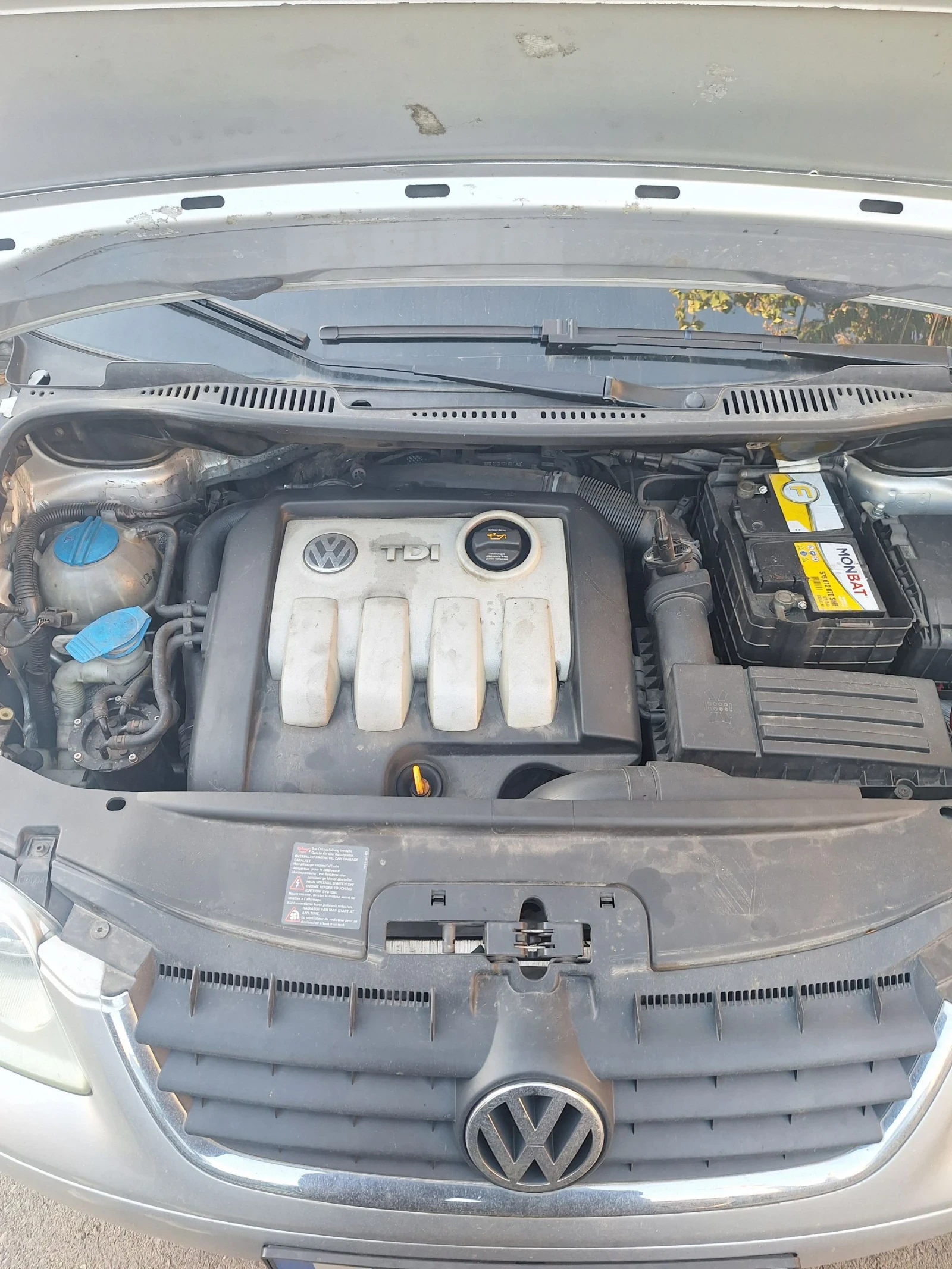 VW Touran 1900 - изображение 7