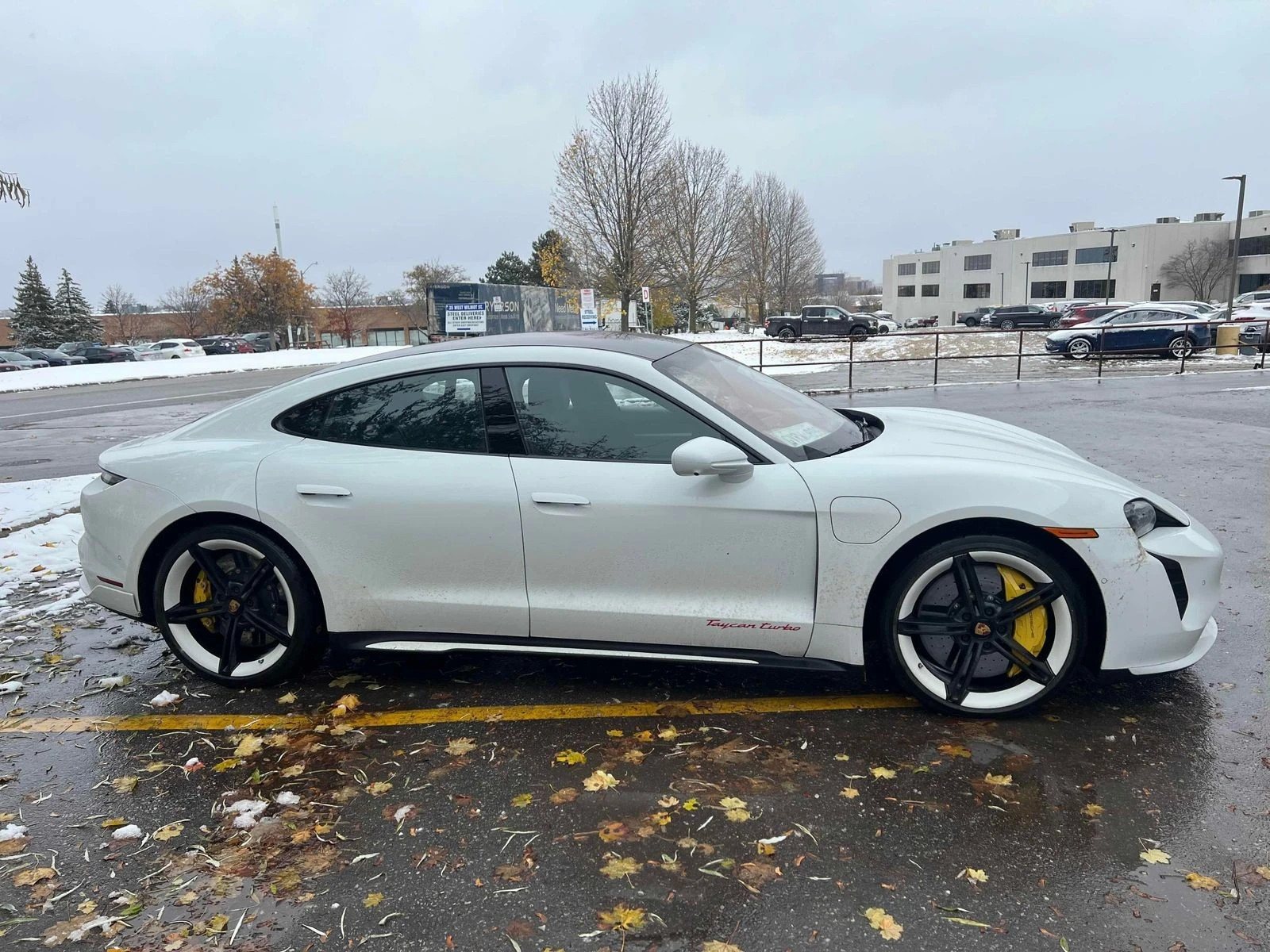 Porsche Taycan TURBO CARFAX АВТО КРЕДИТ  - изображение 5