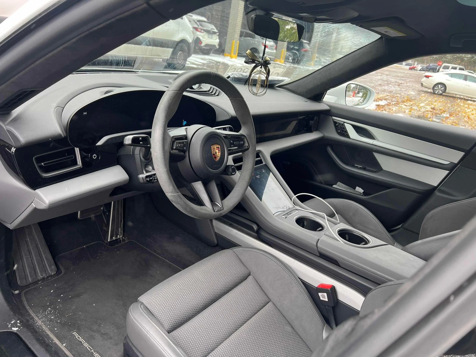 Porsche Taycan TURBO CARFAX АВТО КРЕДИТ  - изображение 6