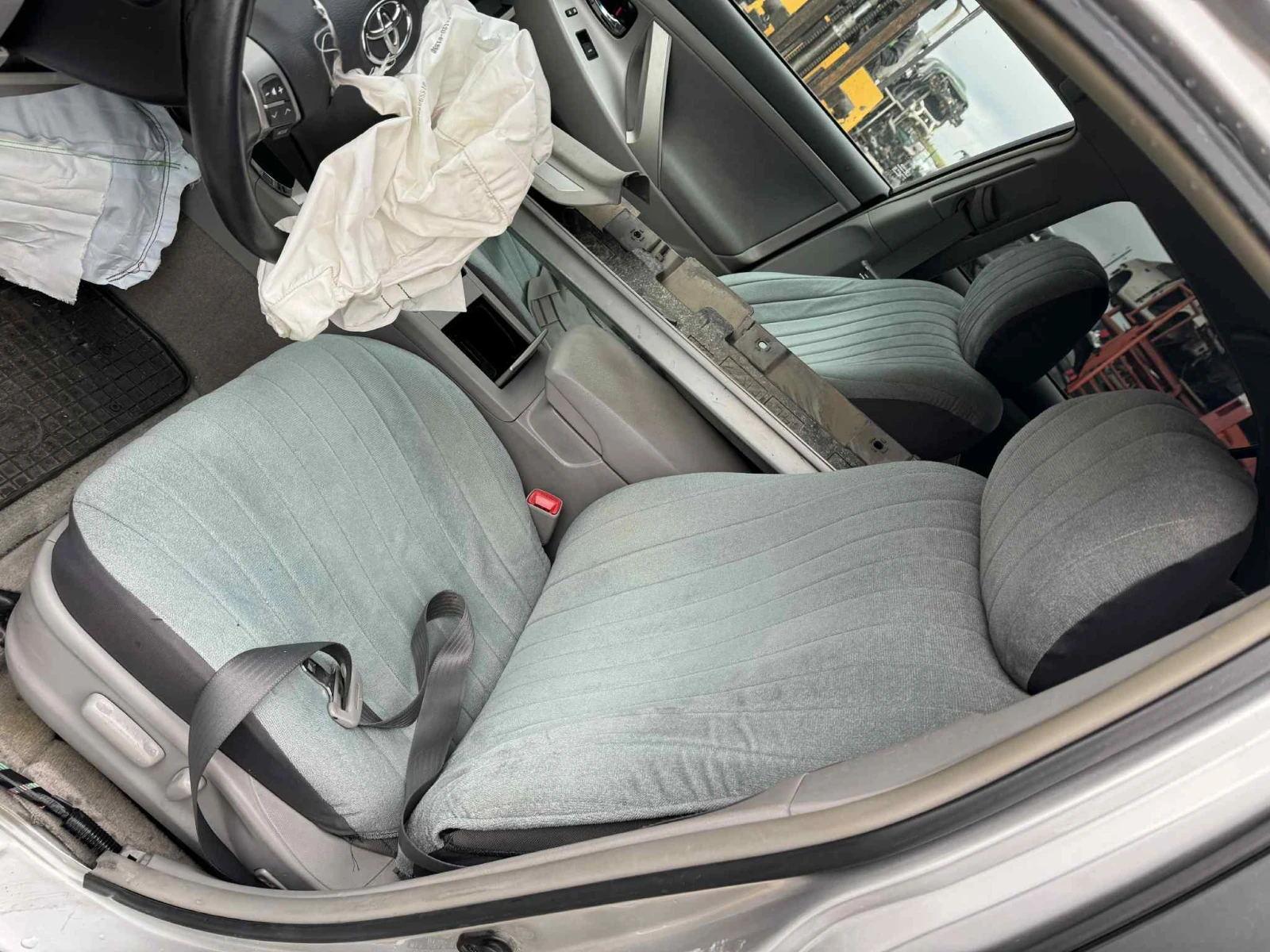 Toyota Camry 2.5 - изображение 6