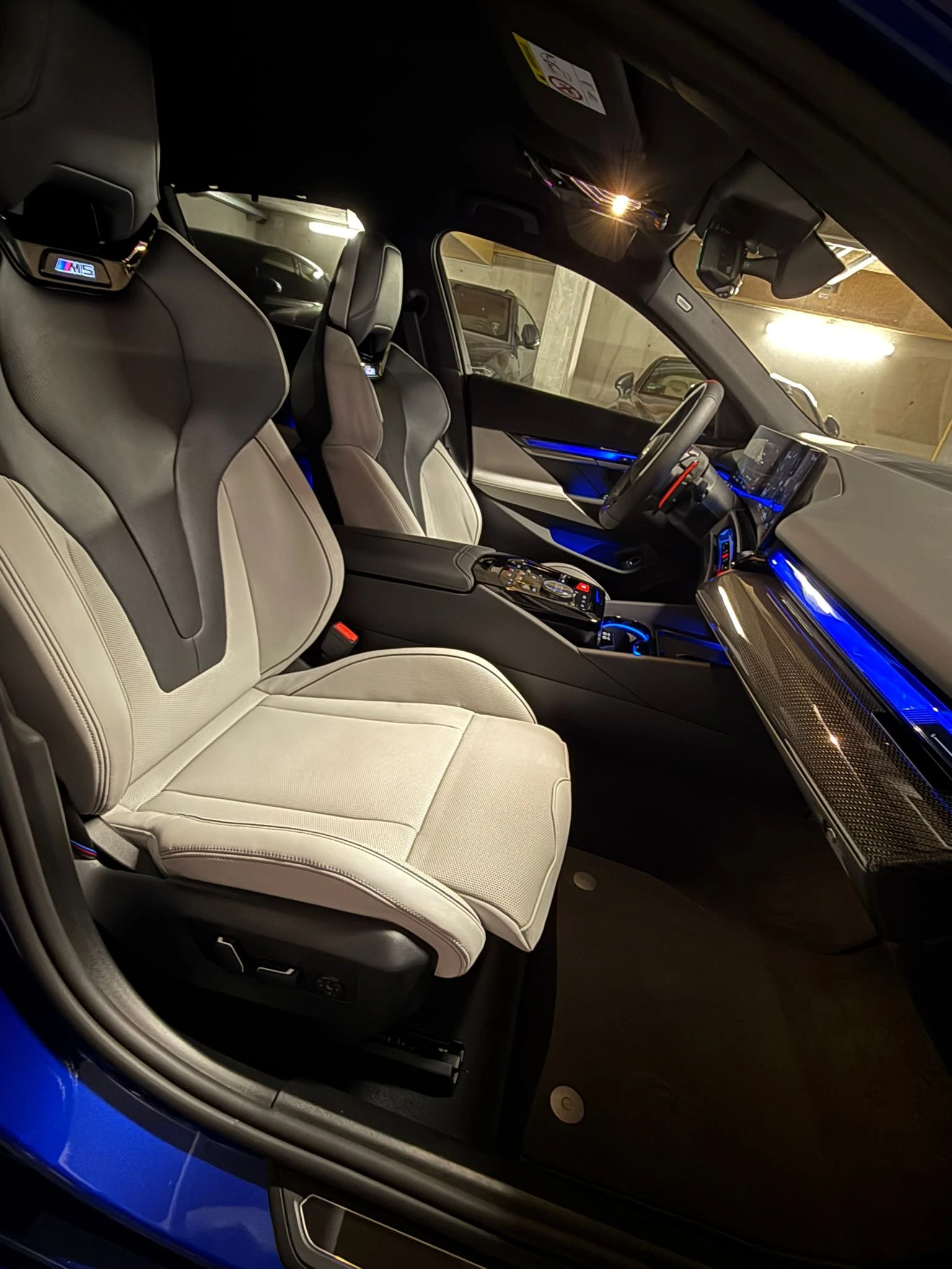 BMW M5 Carbon* M Drivers Pack* Bowers 2025 | Mobile.bg � ����������� 14