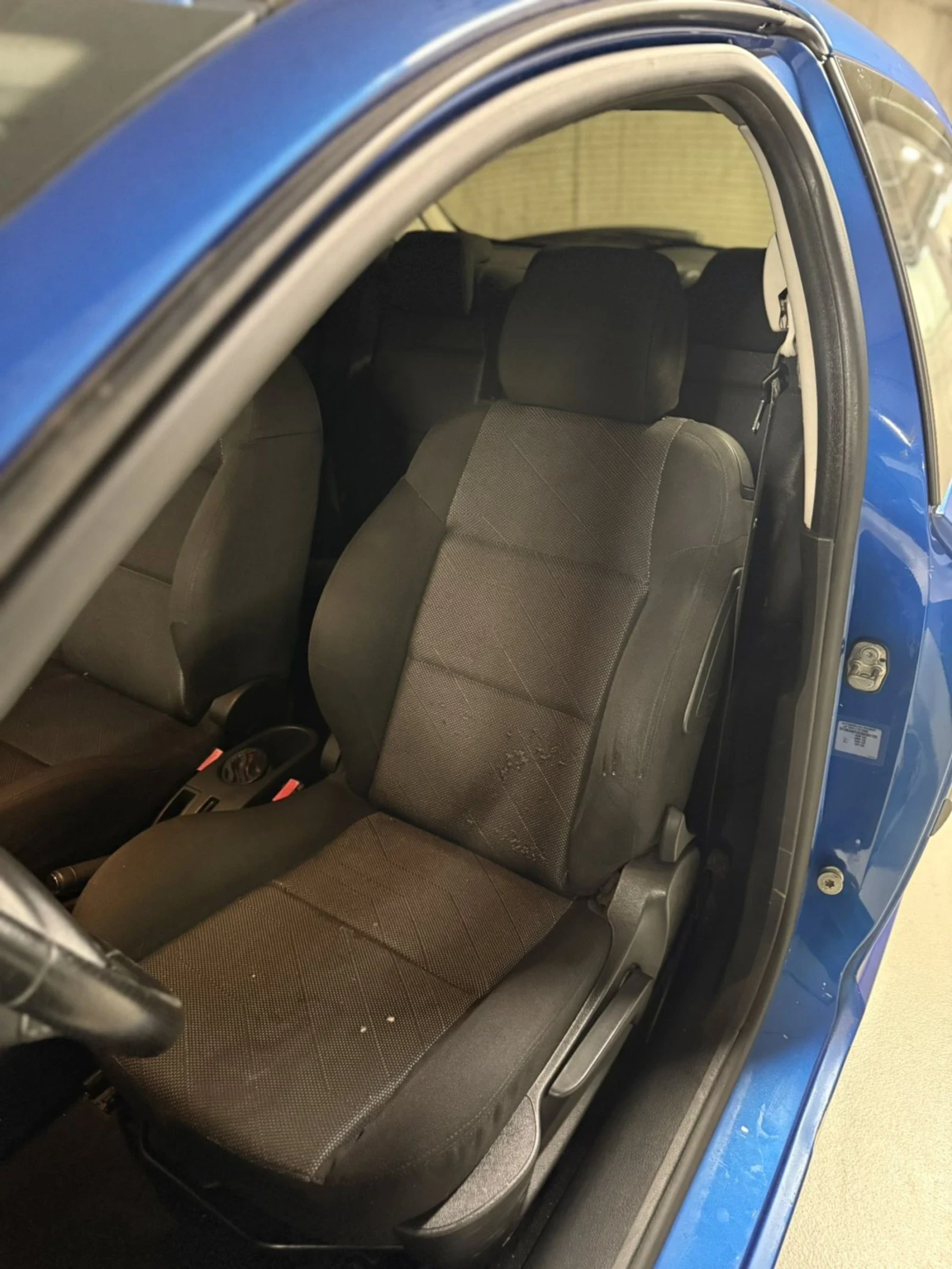 Peugeot 207 1.4i 90 - изображение 7