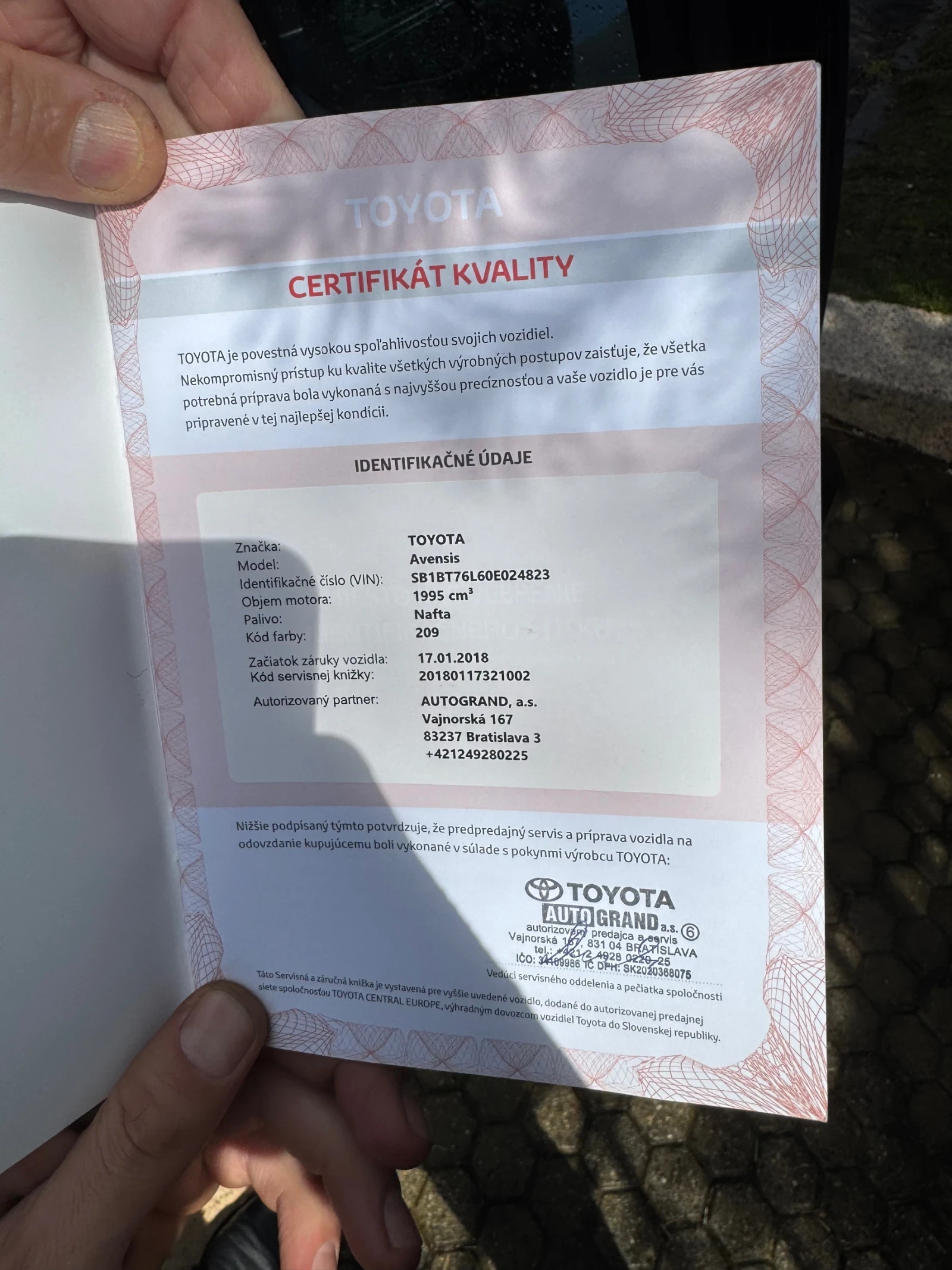 Toyota Avensis 2.0 diesel 143 ps, снимка 9 - Автомобили и джипове - 54089356