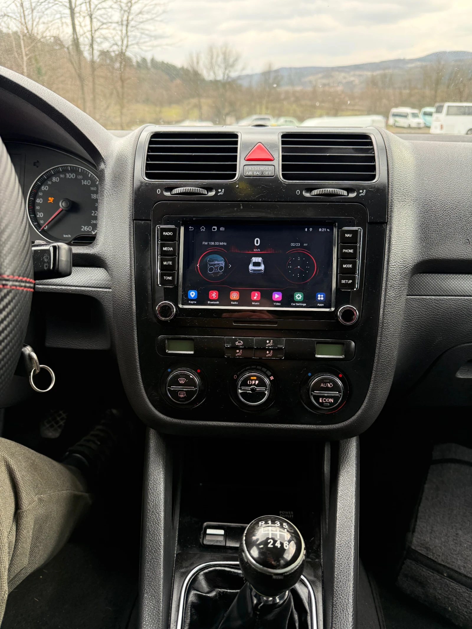 VW Golf 1.9 TDI / 6 скорости / климатроник / регистриран, снимка 6 - Автомобили и джипове - 54135052