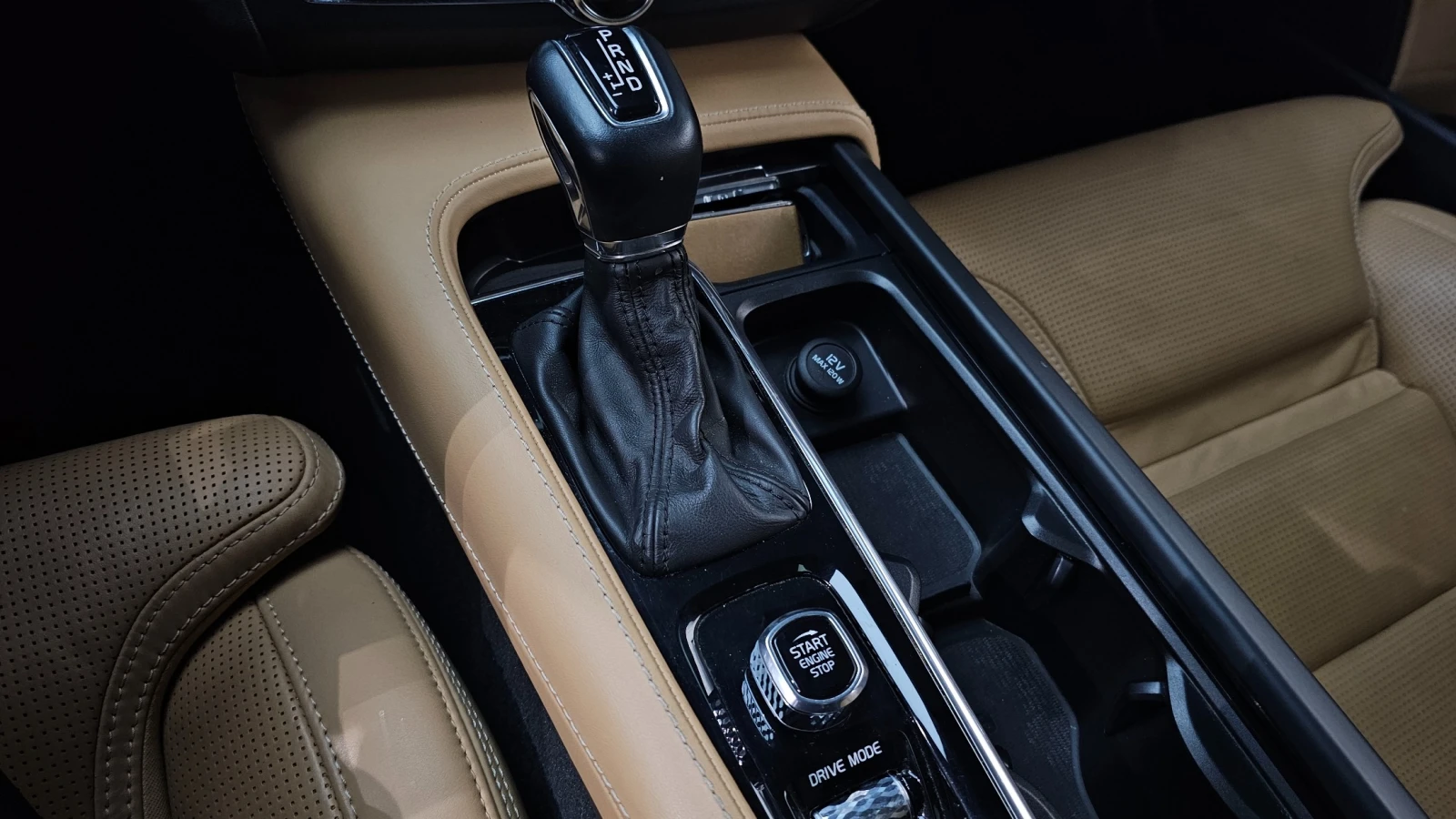 Volvo V90 * Cross Country* D5* HeadUp* Navi* Camera, снимка 10 - Автомобили и джипове - 55251846