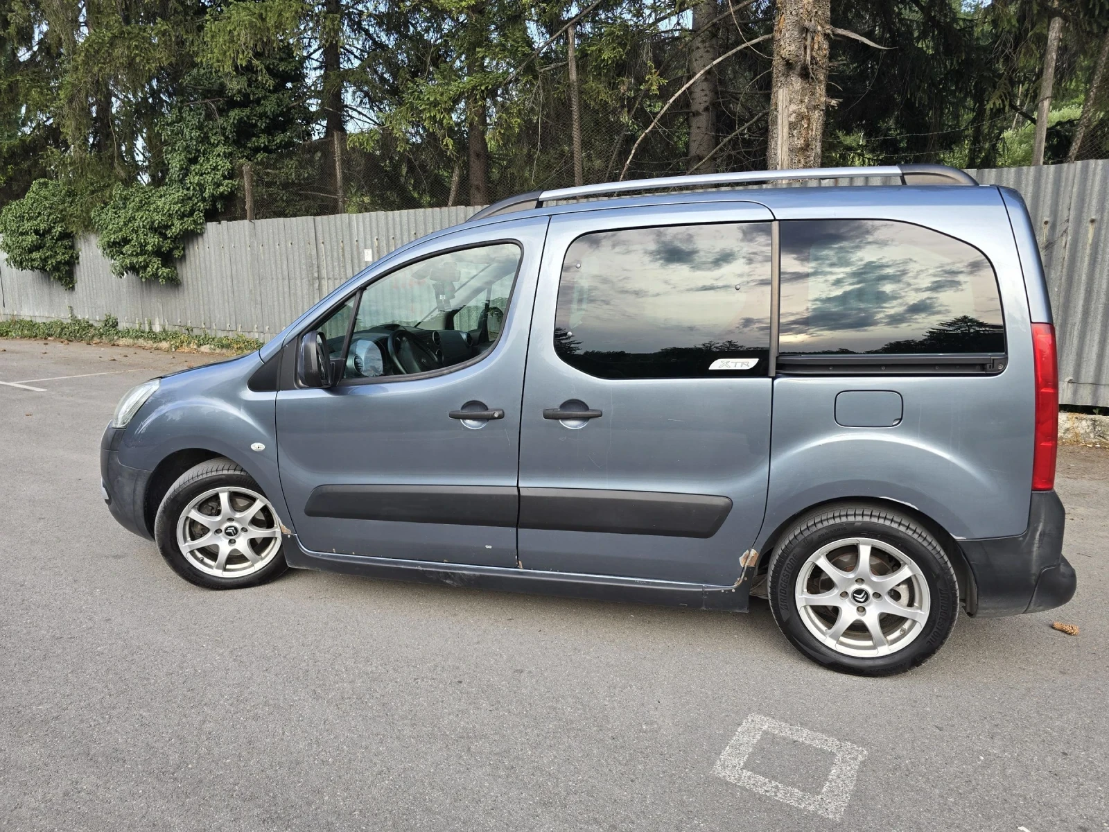 Citroen Berlingo, снимка 3 - Автомобили и джипове - 55334167