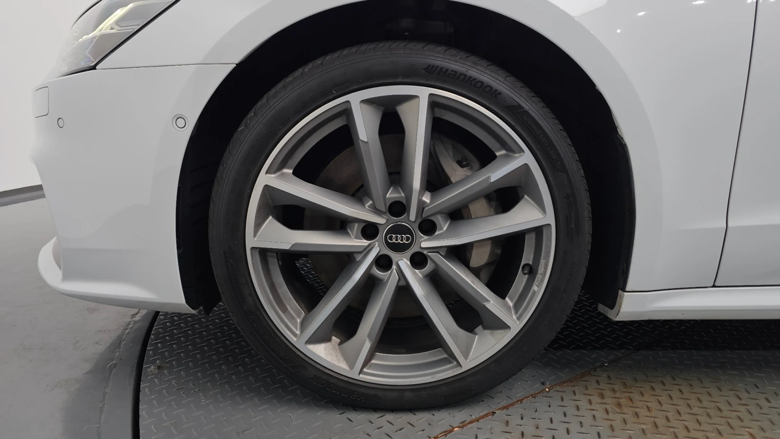 Audi A7 * ДИСТРОНИК * 360 КАМЕРА * ОБДУХВАНЕ * ПАНОРАМА, снимка 8 - Автомобили и джипове - 55392010