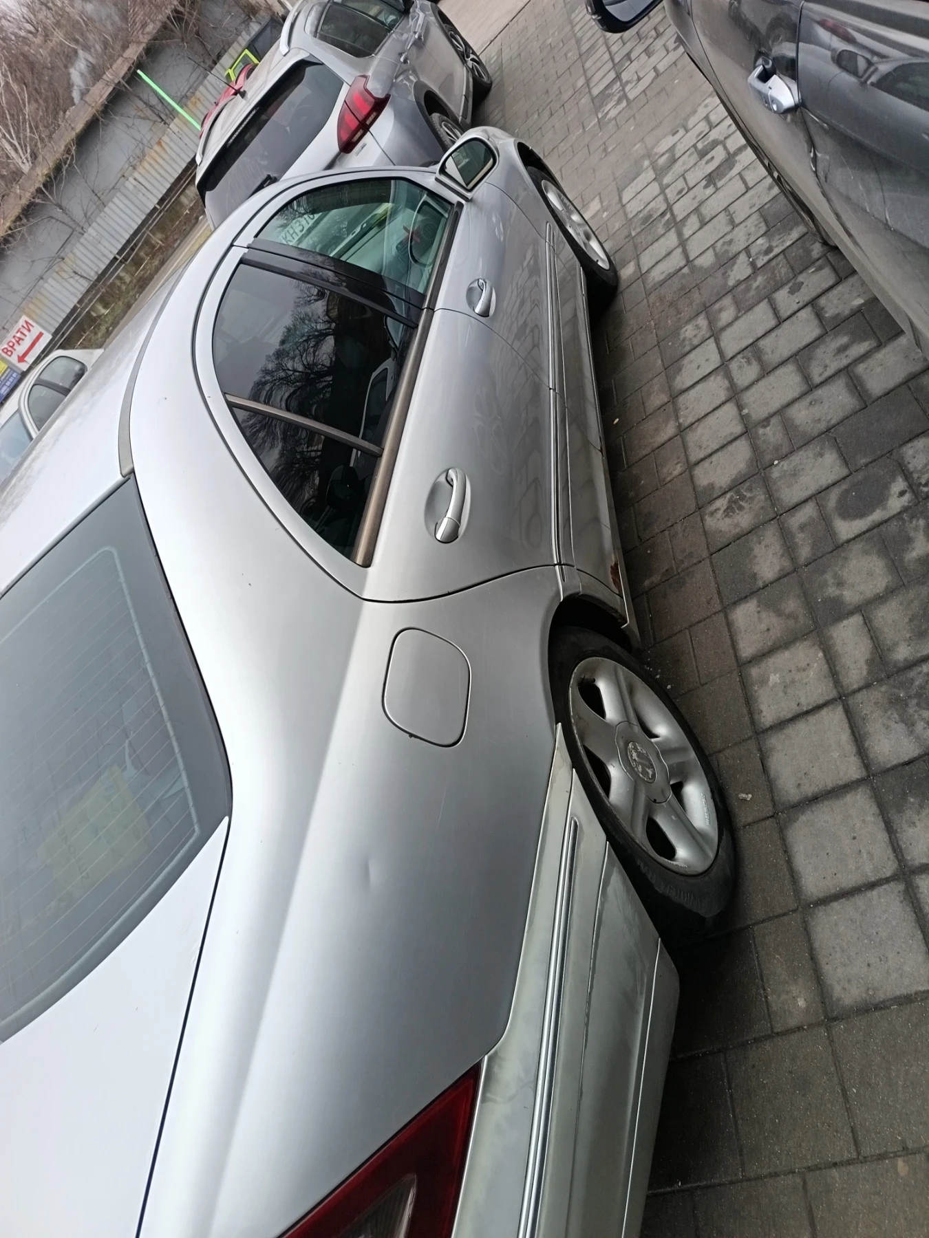 Mercedes-Benz C 220, снимка 4 - Автомобили и джипове - 56511810