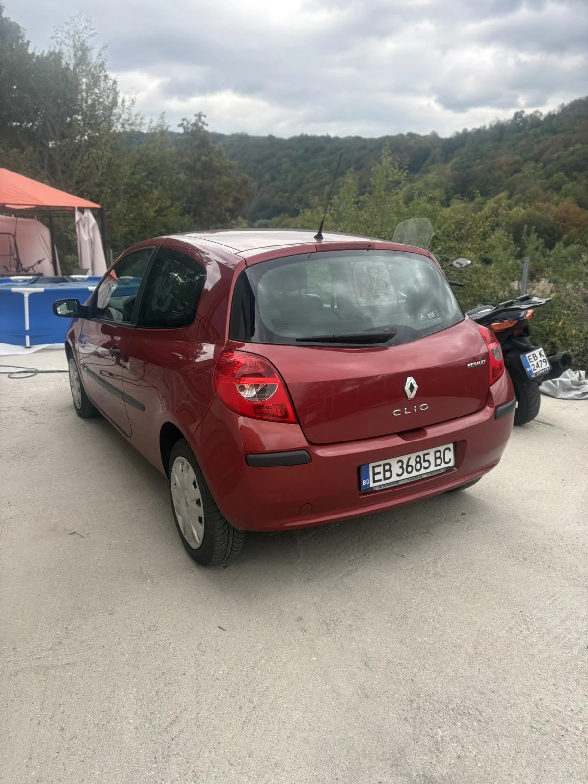 Renault Clio 1.2i, снимка 2 - Автомобили и джипове - 55846546