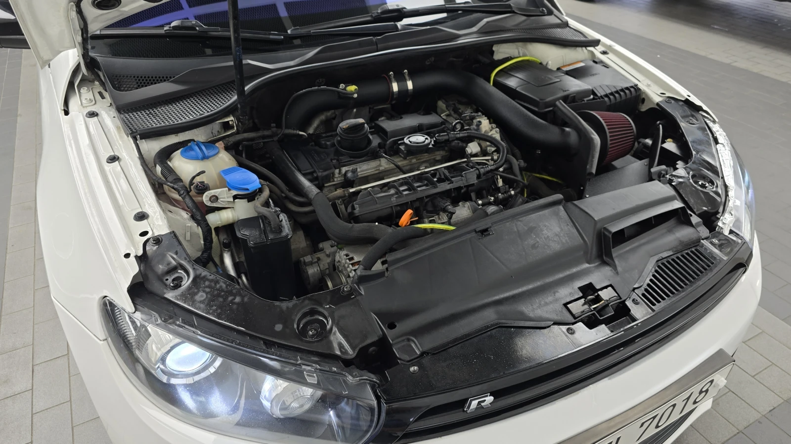 VW Scirocco 2.0 TSI R* ЛЮК* КРАЙНА ЦЕНА, снимка 6 - Автомобили и джипове - 55983939