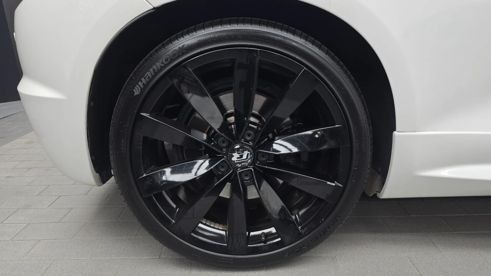 VW Scirocco 2.0 TSI R* ЛЮК* КРАЙНА ЦЕНА, снимка 5 - Автомобили и джипове - 55983939