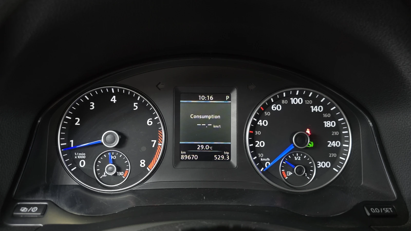 VW Scirocco 2.0 TSI R* ЛЮК* КРАЙНА ЦЕНА, снимка 8 - Автомобили и джипове - 55983939