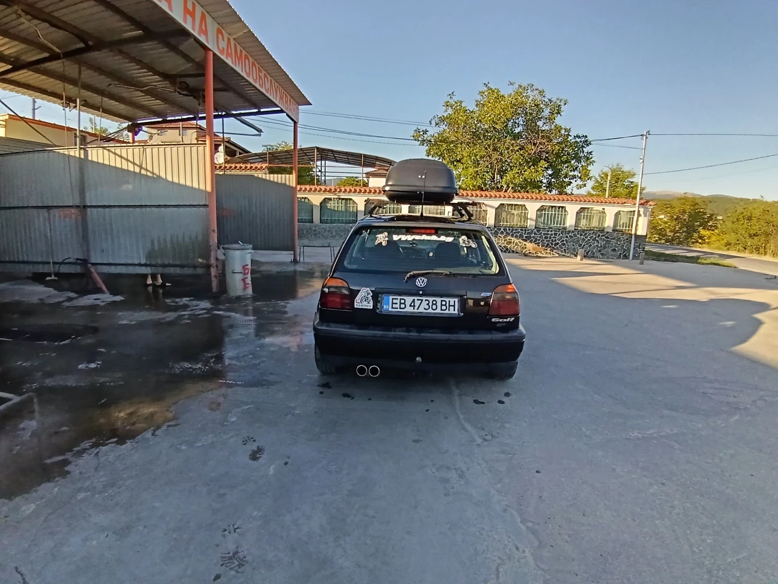 VW Golf 1.8, снимка 4 - Автомобили и джипове - 56132188