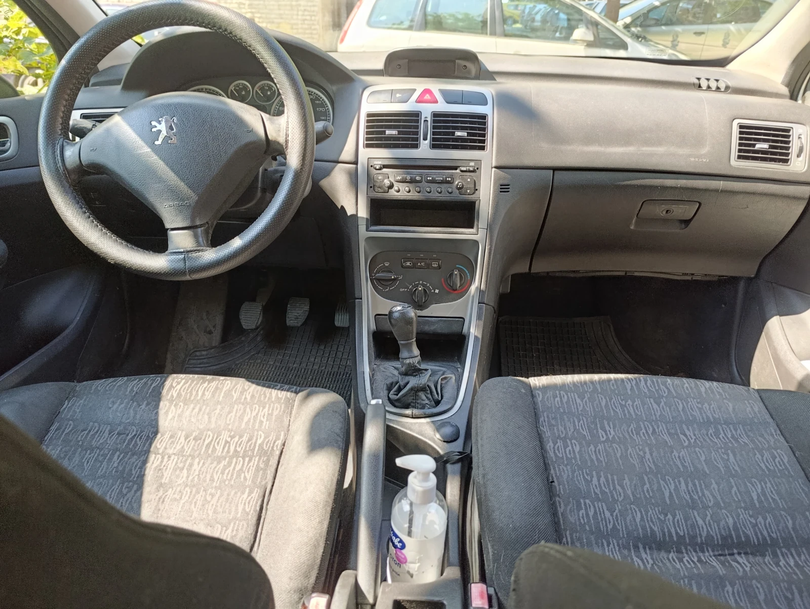 Peugeot 307 2.0 HDI, снимка 13 - Автомобили и джипове - 56150659