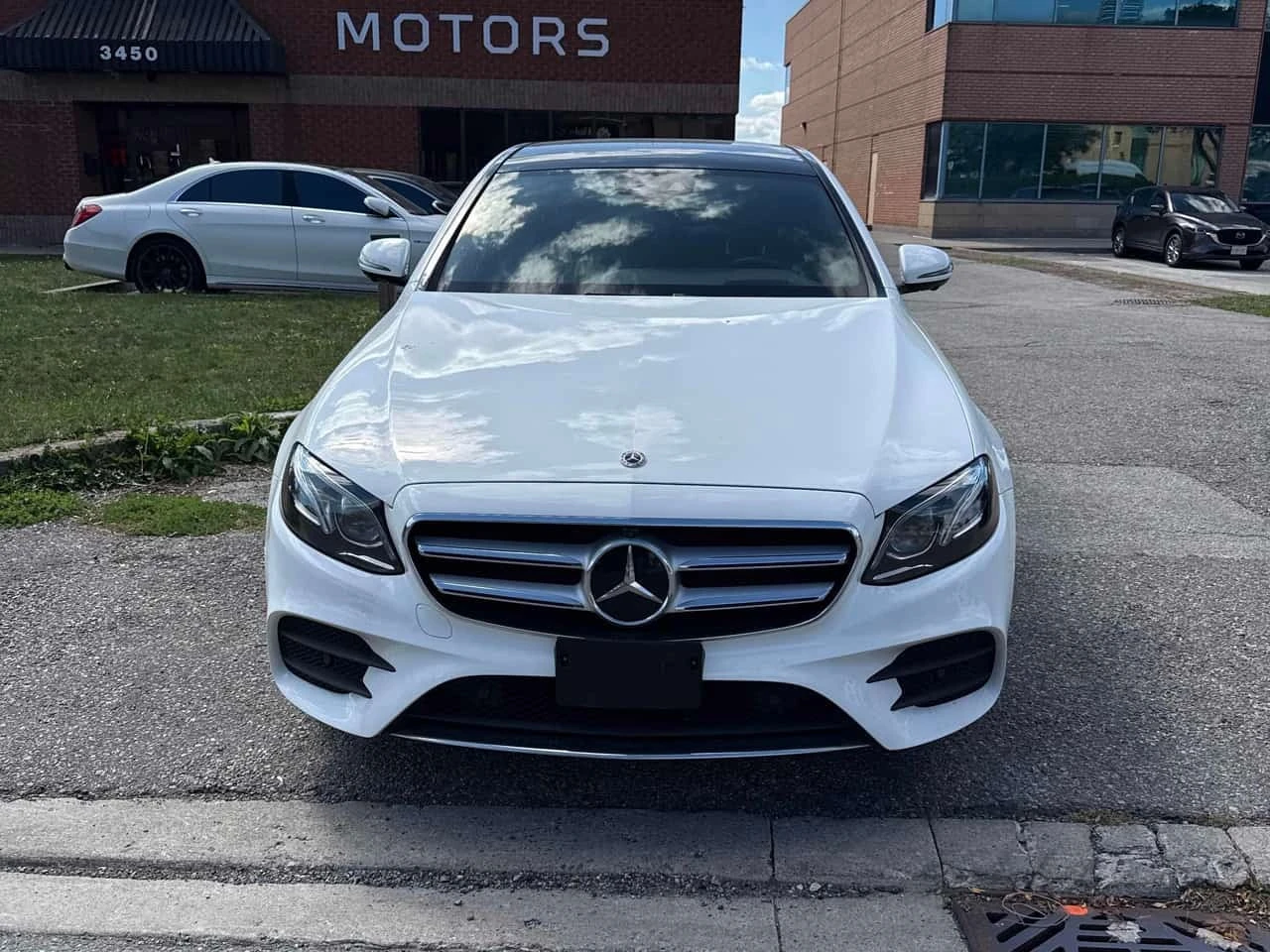 Mercedes-Benz E 350 CARFAX, снимка 6 - Автомобили и джипове - 56254066