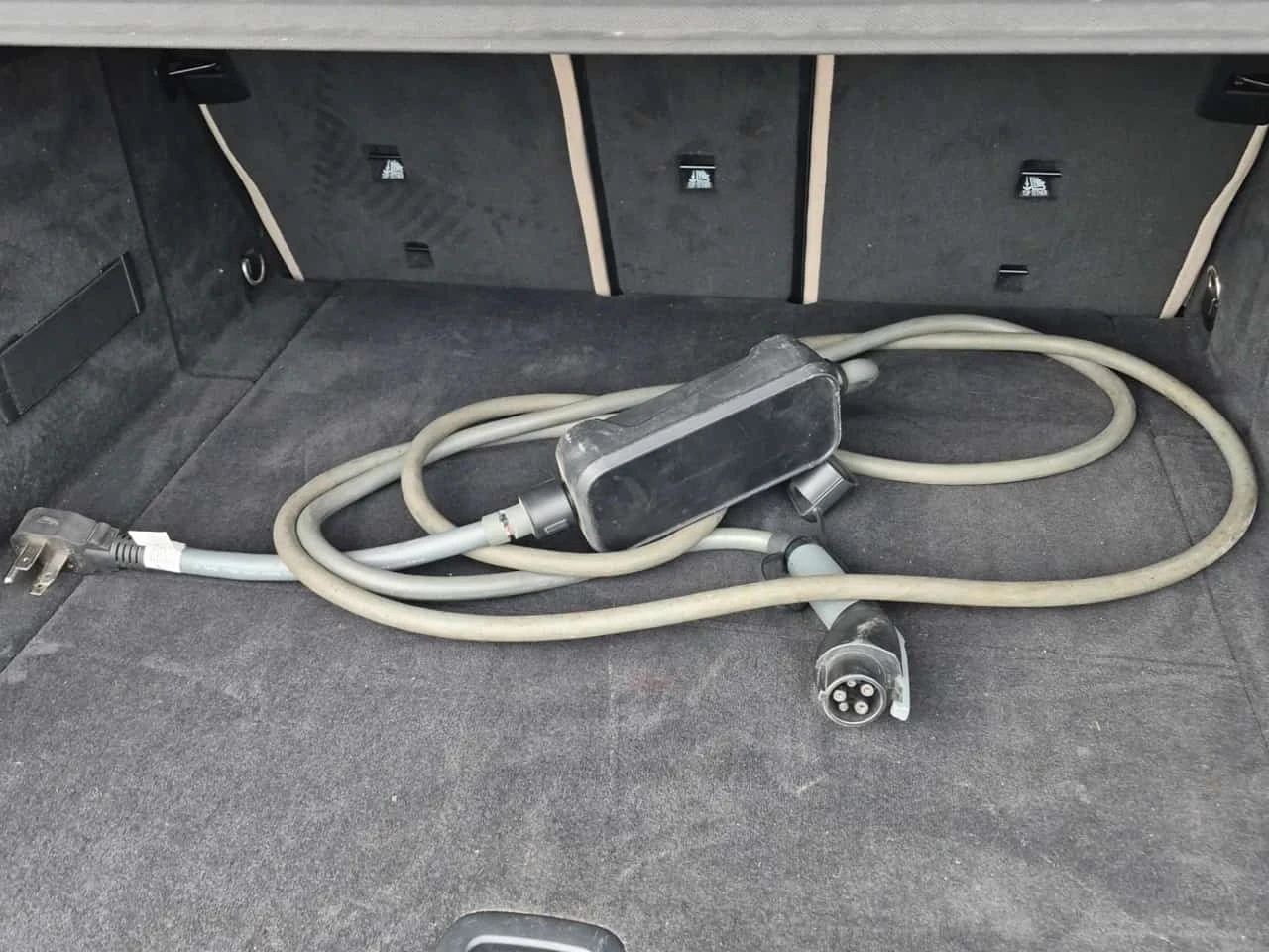 BMW iX Sports Activity Vehicle Xdrive40  CARFAX | Mobile.bg � ����������� 17