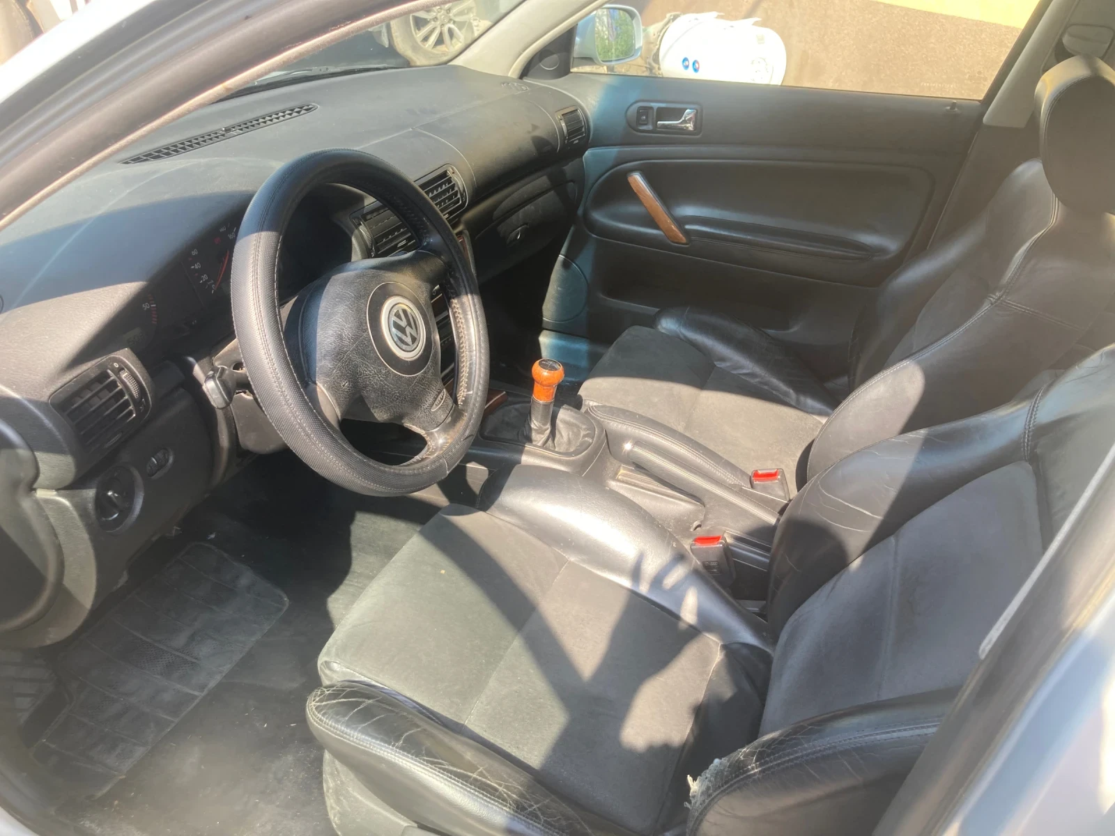 VW Passat, снимка 6 - Автомобили и джипове - 56526412
