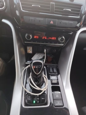Mitsubishi Eclipse Cross Plug in hybrid 4x4, снимка 8
