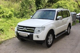 Mitsubishi Pajero Вагон, снимка 2