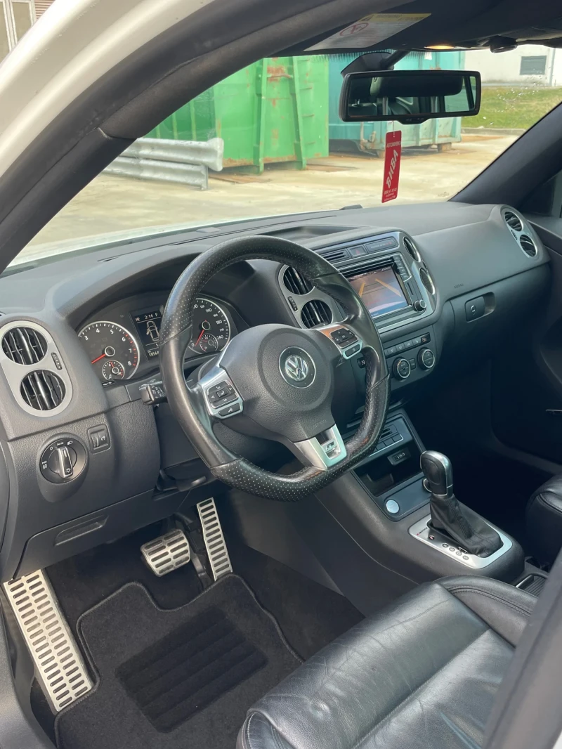 VW Tiguan, снимка 7 - Автомобили и джипове - 48480973