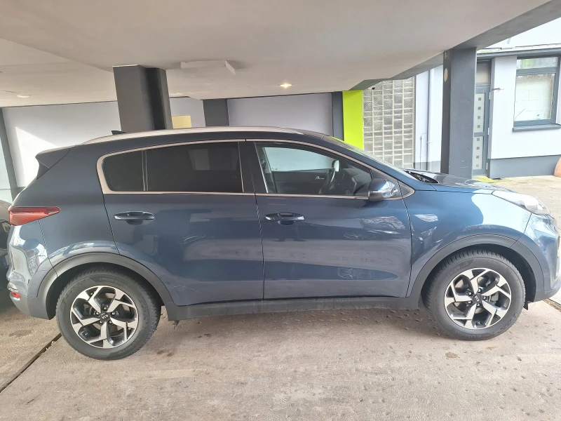 Kia Sportage, снимка 11 - Автомобили и джипове - 49168343