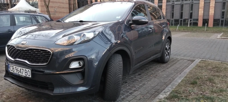 Kia Sportage Хибрит, снимка 1 - Автомобили и джипове - 49168343