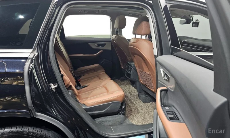 Audi Q7, снимка 12 - Автомобили и джипове - 52694188