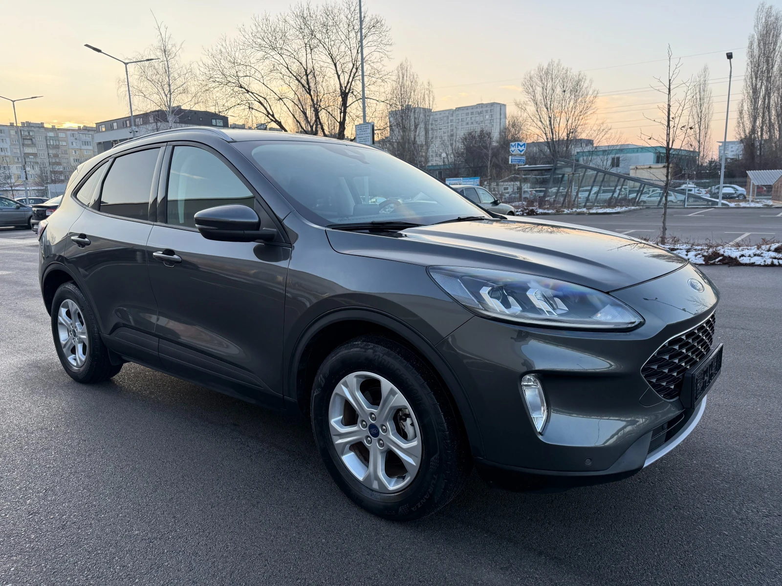 Ford Kuga 2.5 * PLUG-IN HYBRID* 72000км*  - изображение 3