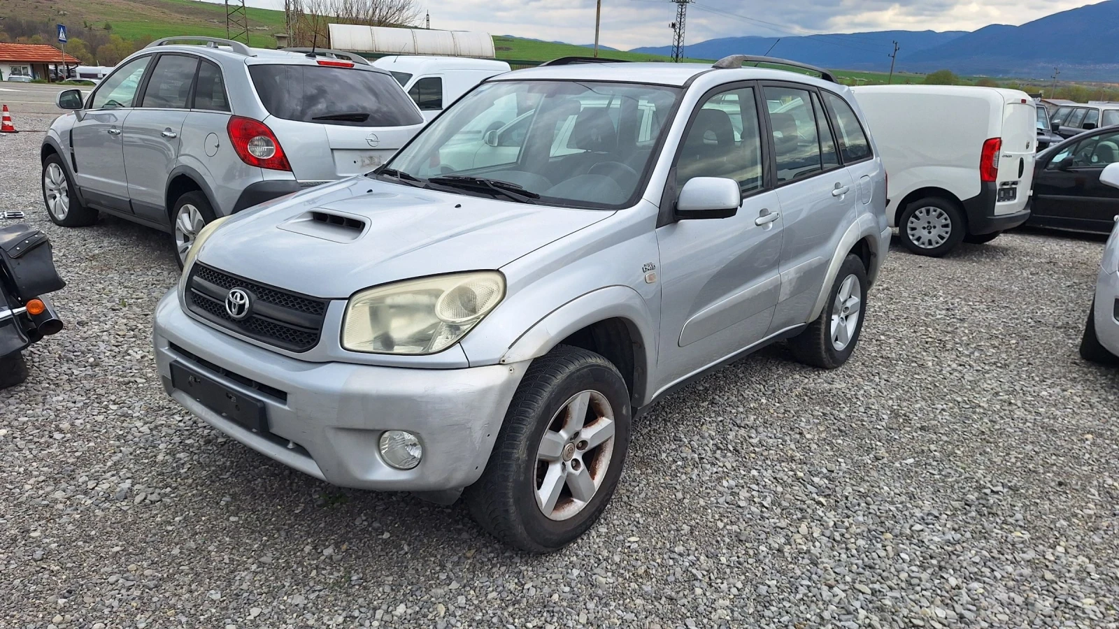 Toyota Rav4 2.0 D4D - изображение 2