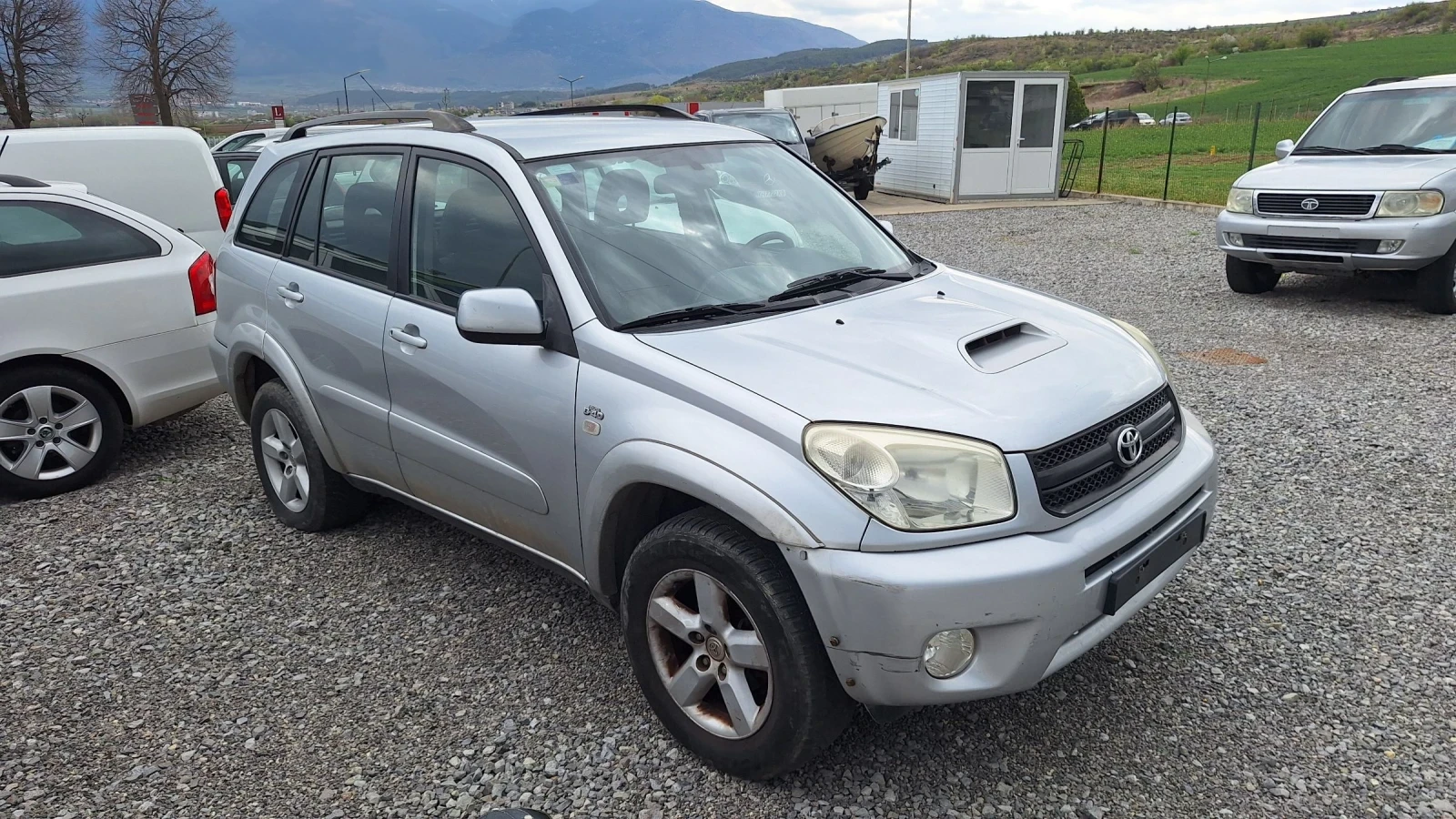 Toyota Rav4 2.0 D4D - изображение 7