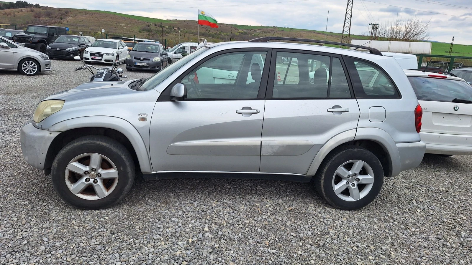 Toyota Rav4 2.0 D4D - изображение 3