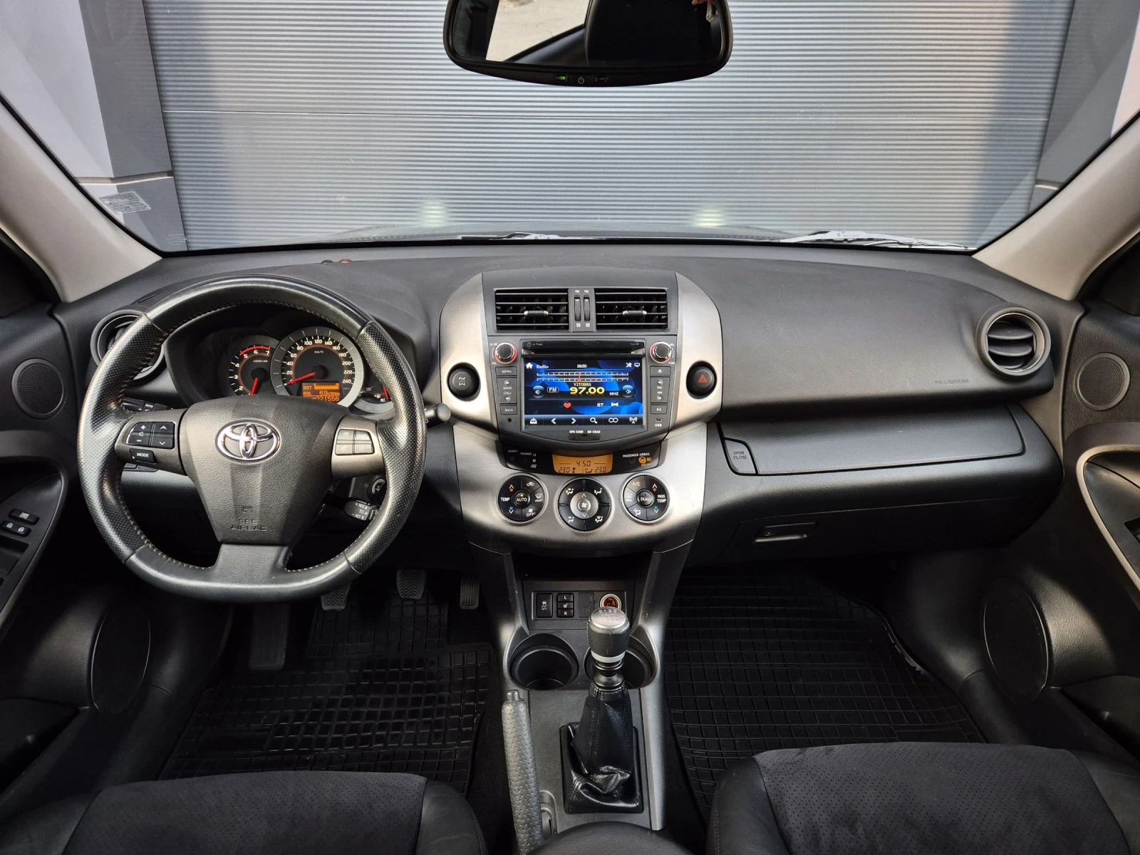 Toyota Rav4 2.2 D4D Facelift 4X4 * ������� * ������ * �������� | Mobile.bg � ����������� 11