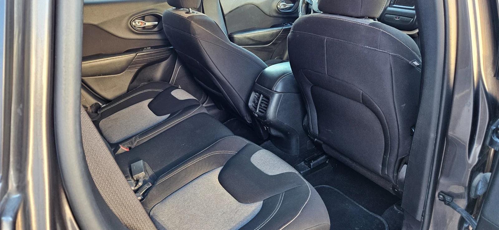 Jeep Cherokee | Mobile.bg � ����������� 12